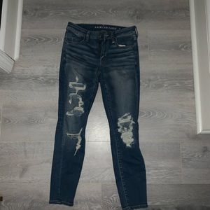 ripped skinny american eagle jeans
